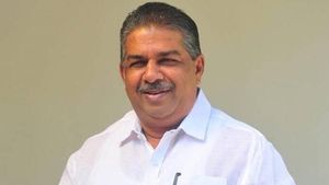  ഒരു  സംശയവും വേണ്ട, സർവേ കല്ല് ഊരിയാൽ വിവരമറിയും ; ഭീഷണിയുടെ സ്വരത്തിൽ സജി ചെറിയാൻ 
