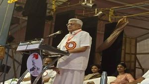 മതനിരപേക്ഷതയുടെ കാര്യത്തില്‍ കോണ്‍ഗ്രസുമായി അഭിപ്രായഭിന്നതയില്ല: പ്രകാശ് കാരാട്ട്  