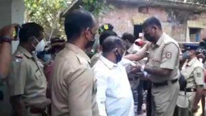 കെ.റെയില്‍ വിരുദ്ധസമരം:  ഡി.സി.സി പ്രസിഡന്റ് ഉള്‍പ്പെടെയുള്ള ഇരുപതുപേര്‍ക്കെതിരെ കേസെടുത്തു