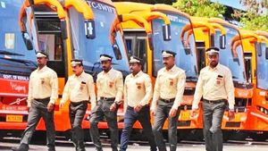 മന്ത്രി ഇടപെട്ടു, പത്തനംതിട്ടയ്ക്കും ലഭിച്ചു സിഫ്റ്റ് ബസ്; ആദ്യ സർവ്വീസ് ബാംഗ്ലൂരിലേക്ക്