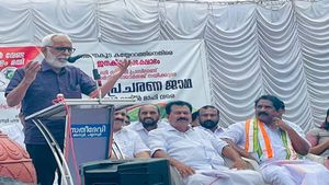 സില്‍വര്‍ ലൈന്‍ കേരളത്തില്‍ ഒരുതരത്തിലും ഗുണം ചെയ്യാത്തപദ്ധതിയെന്ന് സി. ആര്‍ നീലകണ്ഠന്‍