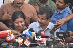 തൃക്കാക്കര ഉപതിരഞ്ഞെടുപ്പ്: ആകാശവും മനസ്സും തെളിഞ്ഞു, സിക്‌സ് അടിച്ച് ജയിക്കുമെന്ന് ജോ ജോസഫ്