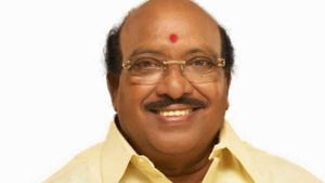 സതീശനേക്കാള്‍ മികച്ചവന്‍ ചെന്നിത്തല; കോണ്‍ഗ്രസിന്റെ സര്‍വനാശം അടുത്തുവെന്ന് വെള്ളാപ്പള്ളി നടേശന്‍