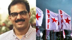 'മലയിടംതുരുത്ത് സ്കൂൾ നിർമ്മിച്ചത് ട്വന്റി-20 അല്ല';സാബു എം ജേക്കബിനെതിരെ ഡിവൈഎഫ്ഐ