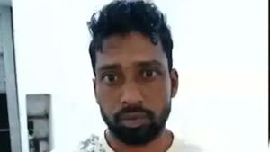  ബംഗാളില്‍ തൃണമൂല്‍ നേതാവ് ഉള്‍പ്പടെ 3 പേരെ കൊലപ്പെടുത്തി മുങ്ങിയ പ്രതി കോഴിക്കോട് പിടിയില്‍