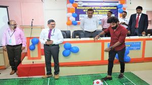 കണ്ണൂരിനെ സമ്പൂര്‍ണ ഡിജിറ്റല്‍ ജില്ലയായി പ്രഖ്യാപിച്ചു