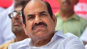 പത്തനംതിട്ടയെന്ന യുഡിഎഫ് കോട്ട തകർക്കാന്‍ ചുക്കാന്‍ പിടിച്ച കോടിയേരി: അഞ്ചും പിടിച്ച് പാർട്ടി 