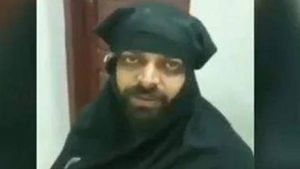 പര്‍ദ്ദ ധരിച്ച് നഗരത്തില്‍ കറങ്ങിനടന്ന് പൂജാരി; പൊലീസ് പിടികൂടി, കാരണം ഇതാണ്