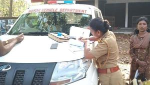 ഇനി മേലാല്‍ ഇത് ആവര്‍ത്തിക്കരുത്; ഇന്‍സ്റ്റഗ്രാം സ്റ്റാര്‍ കാറിന് എംവിഡി ഇട്ടത് ഒന്നൊന്നര പിഴ