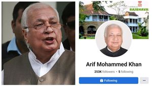 ഗവര്‍ണര്‍ ആരിഫ് മുഹമ്മദ് ഖാന്റെ ഫേസ്ബുക്ക് പേജ് ഹാക്ക് ചെയ്തു