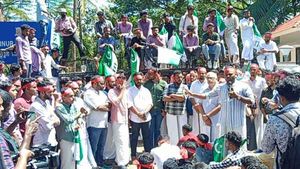 കണ്ണൂര്‍ സര്‍വകലാശാലയിലേക്ക് എം.എസ്.എഫ് ഗ്രേറ്റ് മാര്‍ച്ച്: പൊലീസ് ജലപീരങ്കി പ്രയോഗിച്ചു