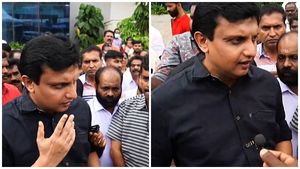   Video: 'എങ്ങനെ ജോലി ചെയ്യിക്കണമെന്ന് സര്‍ക്കാരിന് അറിയാം'; ഉദ്യോഗസ്ഥര്‍ക്ക് മന്ത്രിയുടെ ശകാരം