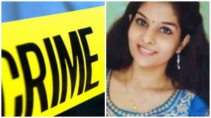 തൊപ്പിയും മാസ്‌കും ധരിച്ചെത്തി, തുരുതുരെ വെട്ടി; വിഷ്ണുപ്രിയയുടെ കഴുത്ത് അറ്റുതൂങ്ങിയ നിലയില്‍