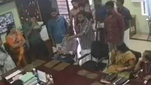 'പുറത്തിറങ്ങ് കാണിച്ചുതരാം, മുട്ടുകാല് തല്ലിയൊടിക്കും'; കോളേജ് പ്രിന്‍സിപ്പലിന് എസ്എഫ്‌ഐ ഭീഷണി