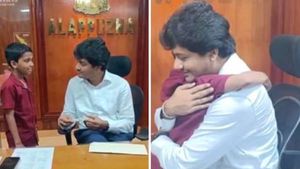 കളക്ടറെ കാണാന്‍ നിധിനെത്തി; ചേര്‍ത്തുപിടിച്ച് കൃഷ്ണതേജ; അത്ഭുതപ്പെടുത്തുകയാണെന്ന് സോഷ്യല്‍ മീഡിയ