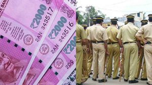 കടയിലെ പണപ്പെട്ടിയില്‍ നിന്ന് പൊലീസുകാരന്‍ 1000 മോഷ്ടിച്ചു; പിടിക്കപ്പെട്ടപ്പോള്‍ ചെലവായത് 40000