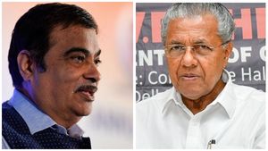 'ദേശീയപാത വികസനത്തില്‍ കേന്ദ്രവുമായി തര്‍ക്കമില്ല, അങ്ങനെയാരും മനപ്പായസമുണ്ണേണ്ട': മുഖ്യമന്ത്രി
