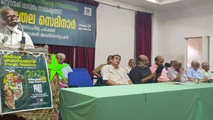 അധികാര വികേന്ദ്രീകരണം സമരങ്ങളിലില്ലാതെ  തന്നെ ജനകീയ ആവശ്യങ്ങള്‍ നിര്‍വഹിച്ചുു: തോമസ് ഐസക്ക്