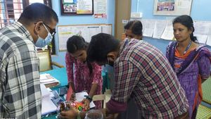  സ്കൂൾ പരിസരങ്ങളിലെ മിഠായി വിൽപന, സൂക്ഷിക്കണേ വില്ലനാകും, മുന്നറിയിപ്പ്  
