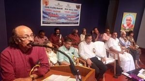  ബഹുഭാഷാ സമ്മേളനം; ഭാഷാ വികാസത്തിന്റെ സാഹചര്യങ്ങള്‍ നിലനിര്‍ത്തണമെന്ന് സച്ചിദാനന്ദൻ