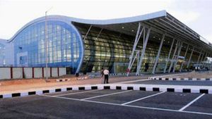 അപ്രതീക്ഷിതമായി റദ്ദാക്കിയത് മൂന്ന് ഗൾഫ് വിമാനങ്ങൾ;   തിരുവനന്തപുരം വിമാനത്താവളത്തിൽ യാത്രക്കാരുടെ പ്രതിഷേധം