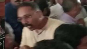 കുഞ്ഞിമംഗലത്ത് വീണ്ടും ബോര്‍ഡ് വിവാദം,കാഴ്ചകമ്മിറ്റി യോഗം തല്ലിപിരിഞ്ഞു