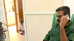 'കോന്നി താലൂക്ക് ഓഫീസില്‍ കണ്ടത് ജനീഷ് കുമാറിന്റെ നാടകം': എംഎല്‍എയ്ക്കെതിരെ ഉദ്യോഗസ്ഥന്‍
