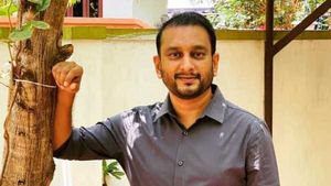 സ്‌കോളര്‍ഷിപ്പുകള്‍ വിതരണം ചെയ്യാത്ത ഇടത് സര്‍ക്കാരിന്റെ നടപടി ന്യൂനപക്ഷ വഞ്ചന: പികെ ഫിറോസ്