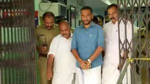 പികെ ഫിറോസിന് ജാമ്യം; ജയിലില്‍ കഴിഞ്ഞത് 14 ദിവസം, പുറത്തിറങ്ങുന്നത് ഉപാധികളോടെ