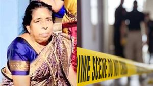  തൃശൂരിനെ ഞെട്ടിച്ച് റിട്ട. അധ്യാപികയുടെ കൊല; പ്രതിയെ മണിക്കൂറിനുള്ളില്‍ അകത്താക്കി പൊലീസ്