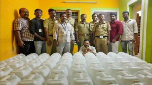 'ഒരു ദിവസം സ്പിരിറ്റ് സൂക്ഷിച്ചാല്‍ 1500 വാടക', സൂക്ഷിച്ചത് 2135 ലിറ്റര്‍, ഒടുവില്‍ എക്‌സൈസ് പിടിയില്‍