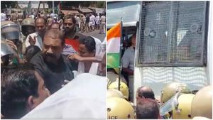 കണ്ണൂരിൽ  കോൺ​ഗ്രസ് മാർച്ചിൽ വ്യാപക അക്രമം; പ്രവർത്തകർക്കും പൊലീസിനും പരിക്ക്