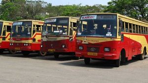 മലക്കപ്പാറയും ഗവിയും കാണാം.. ഒപ്പമൊരു വള്ളം യാത്രയും; വീണ്ടും ഉല്ലാസയാത്രയുമായി കെഎസ്ആര്‍ടിസി