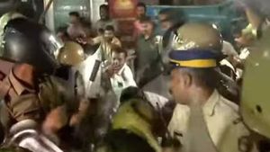 തിരുവനന്തപുരത്ത് സംഘർഷം; കെഎസ്‌യു-യൂത്ത് കോൺഗ്രസ് പ്രവർത്തകർക്ക് നേരെ ലാത്തിചാർജ്