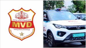  സ്വന്തമായി കാറില്ല; കൂള്‍ഫിലിം ഒട്ടിച്ചതിന് ബൈക്ക് യാത്രികന്‍ നൗഷാദിന് എംവിഡിയുടെ പിഴ 3250