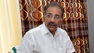 അരിക്കൊമ്പനെ പിടികൂടാൻ 30 അംഗസംഘം‌ എത്തുമെന്ന് വനംവകുപ്പ് മന്ത്രി എകെ ശശീന്ദ്രൻ 