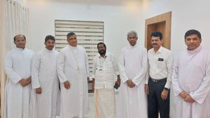 തലശേരി അതിരൂപതാ ബിഷപ്പിനെ അനുനയിപ്പിക്കാൻ സർക്കാരിന്‌റെ തിരക്കിട്ട നീക്കം 