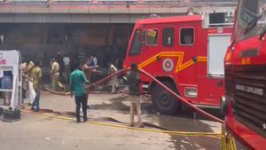 തിരുവനന്തപുരം കിഴക്കെകോട്ടയില്‍ വന്‍ തീപിടിത്തം; നാല് കടകള്‍ കത്തി