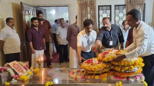 ജെമിനി ശങ്കരനെ ഒരുനോക്കുകാണാന്‍ ജനപ്രവാഹം, സംസ്‌കാരം ഔദ്യോഗിക ബഹുമതികളോടെ