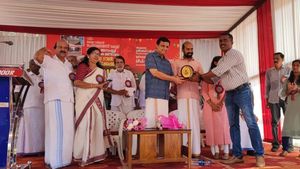 വന്ദേ ഭാരത് ട്രെയിന്‍ സില്‍വര്‍ ലൈനിന് ബദലാവില്ലെന്ന് മന്ത്രി പി എ മുഹമ്മദ് റിയാസ്