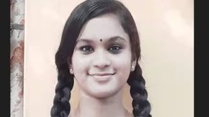  മുഴുവന്‍ വിഷയത്തിലും എ പ്ലസ്; പത്താം ക്ലാസ് വിദ്യാര്‍ത്ഥി തൂങ്ങിമരിച്ച നിലയില്‍