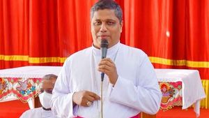 കലഹത്തിന് പോയി പാലത്തില്‍ നിന്ന് വീണ് മരിച്ചവര്‍; രാഷ്ട്രീയ രക്തസാക്ഷികളെ അധിക്ഷേപിച്ച് മാര്‍ ജോസഫ് പാംപ്ലാനി