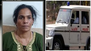 നൂറിലേറെ കേസുകള്‍; കോടികളുടെ തട്ടിപ്പ്; തൃശൂരിനെ വിറപ്പിച്ച 'പൂമ്പാറ്റ സിനി' അറസ്റ്റില്‍