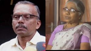സുധാകരനെതിരെ പരാതി നല്‍കിയ പ്രശാന്ത് ബാബു 15 ലക്ഷം തട്ടിയെടുത്തതായി വീട്ടമ്മയുടെ പരാതി
