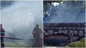  തിരുവനന്തപുരത്ത്  ഓടിക്കൊണ്ടിരുന്ന കെഎസ്ആർടിസി ബസ്സിന് തീപിടിച്ചു; ഉൾവശം പൂർണമായും കത്തിനശിച്ചു