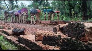 കനത്ത മഴ; കണ്ണൂർ സെൻട്രൽ ജയിലിന്റെ മതിൽ തകർന്നു 