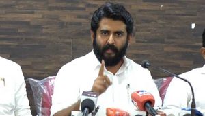 പി ജയരാജന്‍ ഓട്ടക്കാലണയുടെ വിലയില്ലാത്ത നേതാവ്; പ്രഫുല്‍ കൃഷ്ണ