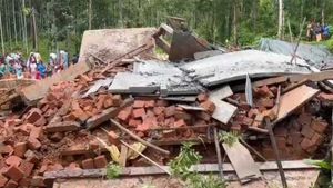 കനത്ത മഴയില്‍ നിര്‍മാണത്തിലിരിക്കുന്ന വീട് ഇടിഞ്ഞുതാഴ്ന്നു, കണ്ണൂരില്‍ വ്യാപകനാശനഷ്ടം