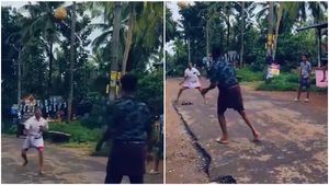 പന്ത് നിലം കണ്ടതേയില്ല! വീണ്ടും ഹിറ്റായി മലപ്പുറത്തുകാരുടെ  ഫുട്ബോൾ പ്രേമം.. വൈറൽ വീഡിയോ