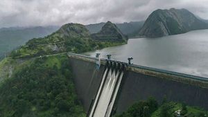 ഇടുക്കി ഡാമിൽ താഴിട്ട് പൂട്ടിയ സംഭവം: വിദേശത്തേക്ക് കടന്ന പ്രതിയെ പിടികൂടാൻ ഇന്ന് ലുക്ക് ഔട്ട് നോട്ടീസ് 